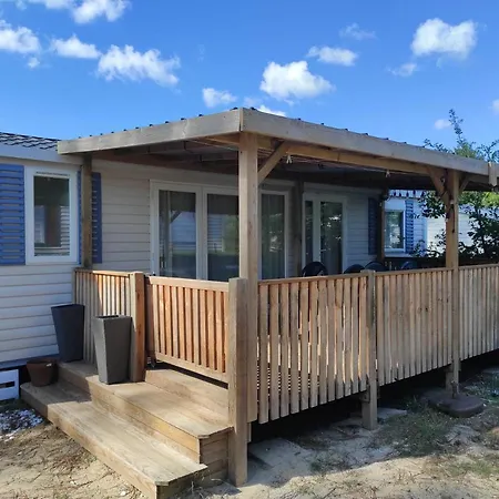 Mobil-home Spacieux, Au Calme, Proche Mimizan
